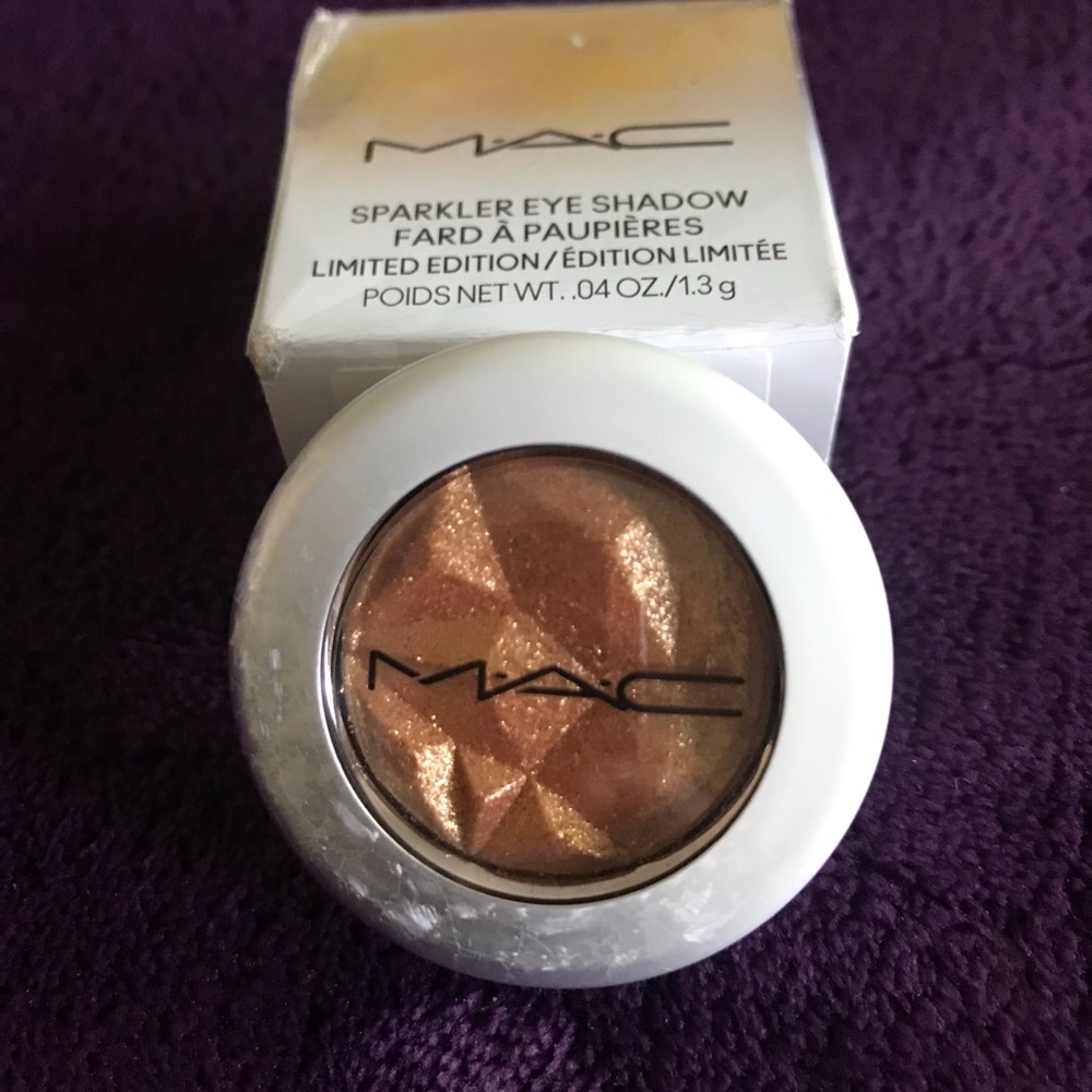 MAC Cosmetics Limited Edition Sparkler Eye Shadow “Gold Crush” New